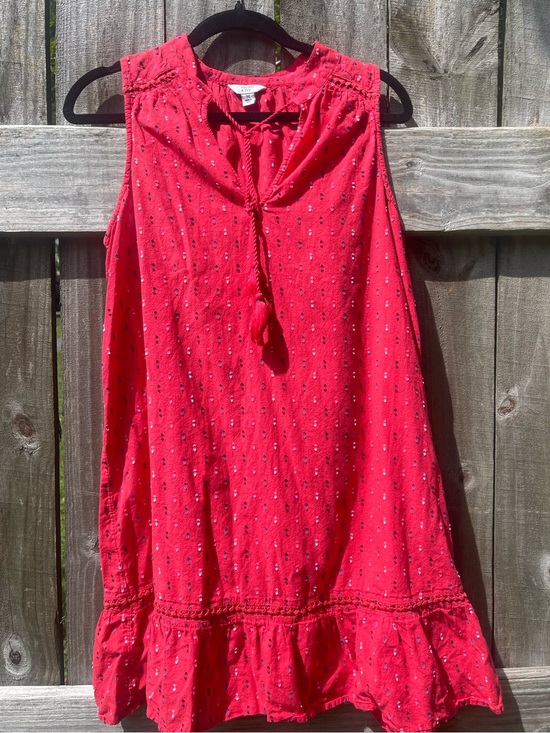 crown & ivy Tops - crown & ivy Coral Red Sleeveless Tie-Front Boho Tunic Sz M